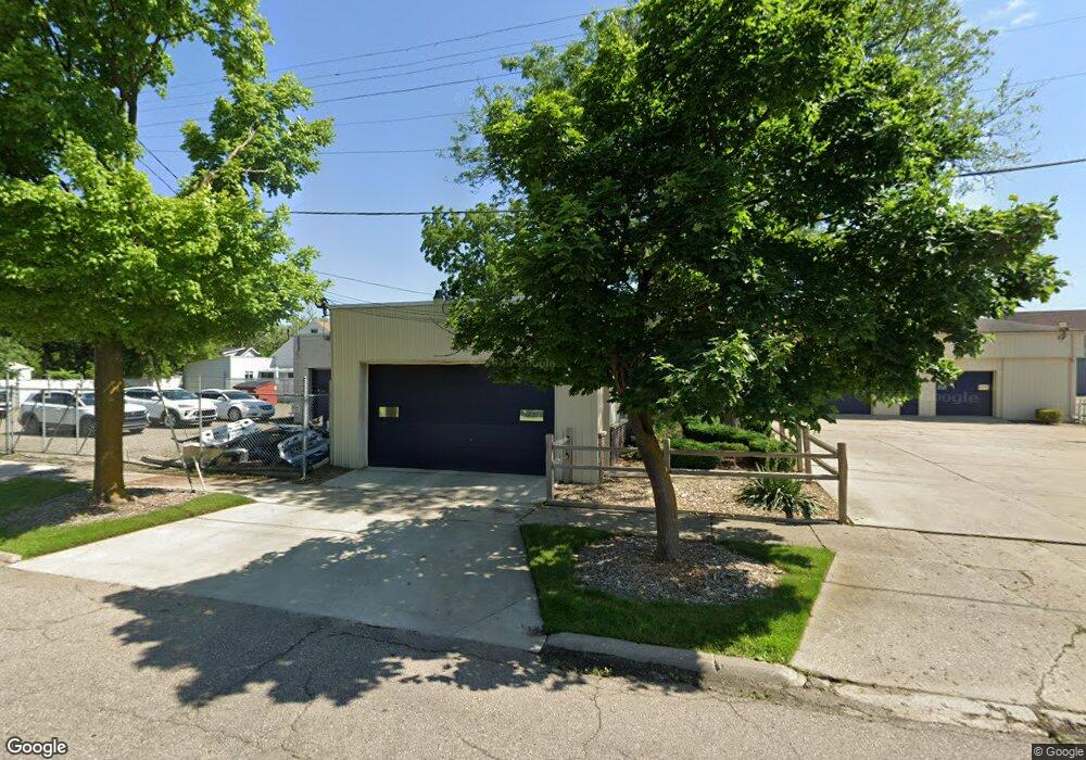 3301 Fenton Rd, Flint, MI 48507 - photo 1