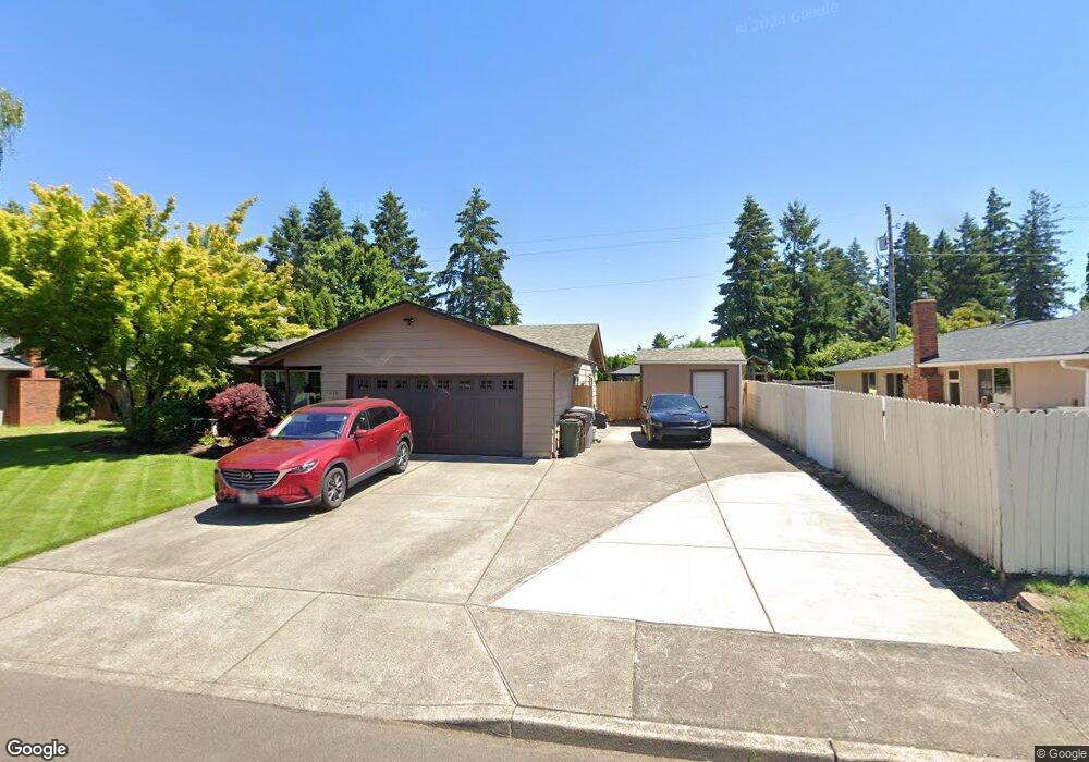 1070 S Ivy Ct, Canby, OR 97013 - photo 1