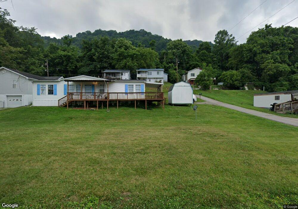 9001 Florida Ave, Charleston, WV 25315 - photo 1