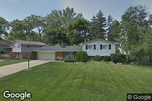 2434 Garland St, Sylvan Lake, MI 48320