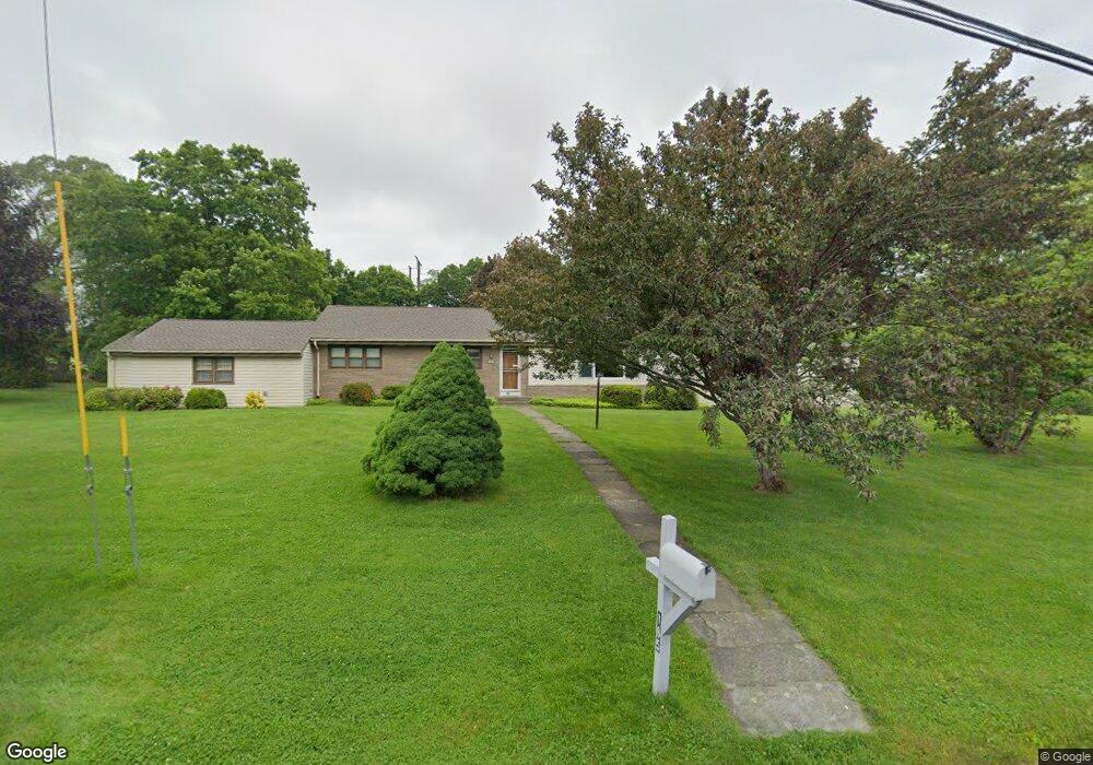 185 Martin Ln, Orange, CT 06477 - photo 1