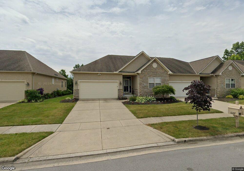 6167 Marias Point Ln, Columbus, OH 43213 - photo 1
