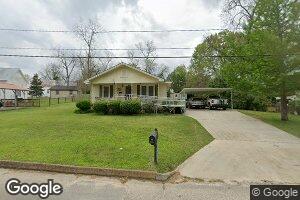 37 Jeffcoat St, Luverne, AL 36049