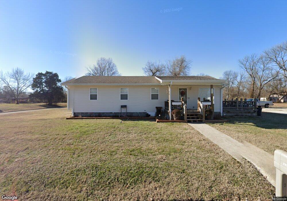 521 S 23rd St, Parsons, KS 67357 - photo 1