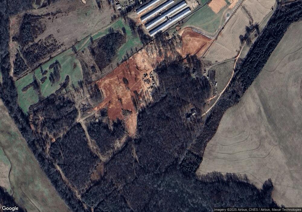 1641 Neal Little Rd, Carnesville, GA 30521 - photo 1