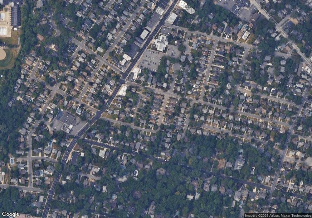 564 Holt St, West Hempstead, NY 11552 - photo 1