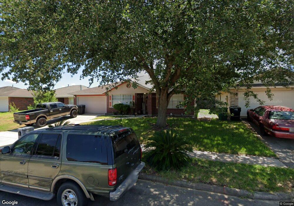 11011 Linden Gate Dr, Houston, TX 77075 - photo 1