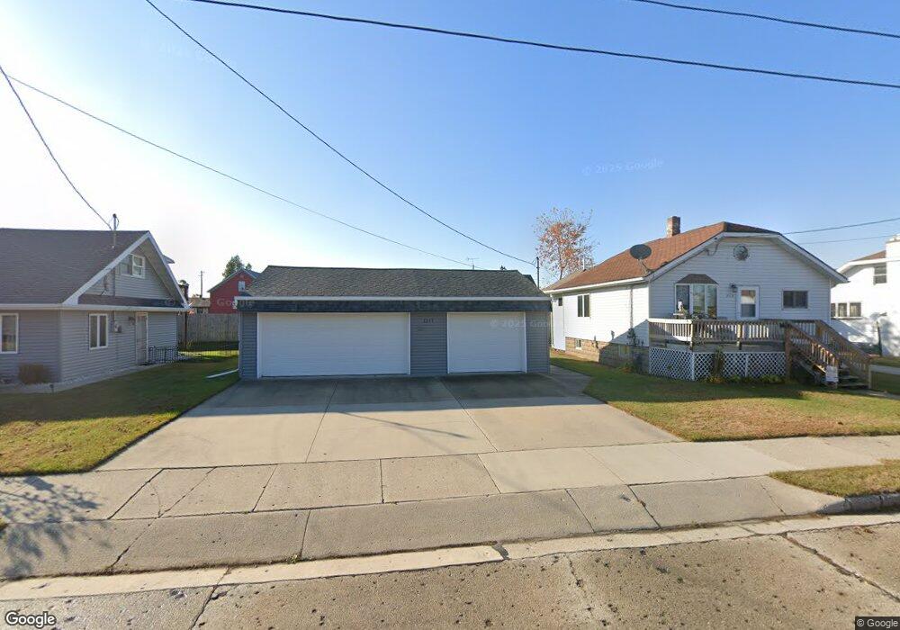 2317 9th Place, Two Rivers, WI 54241 - photo 1