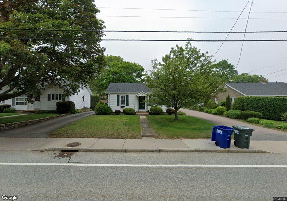 38 East Ave, Westerly, RI 02891 - photo 1
