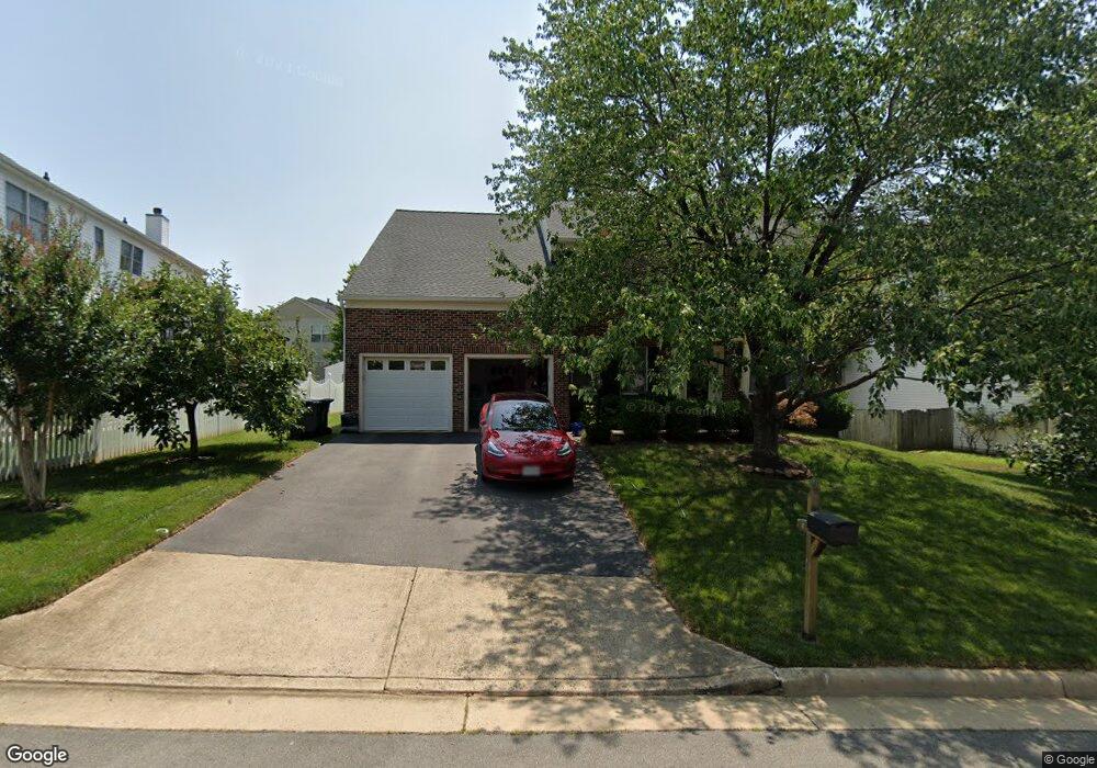 17644 Chisholm Ln, Dumfries, VA 22026 - photo 1