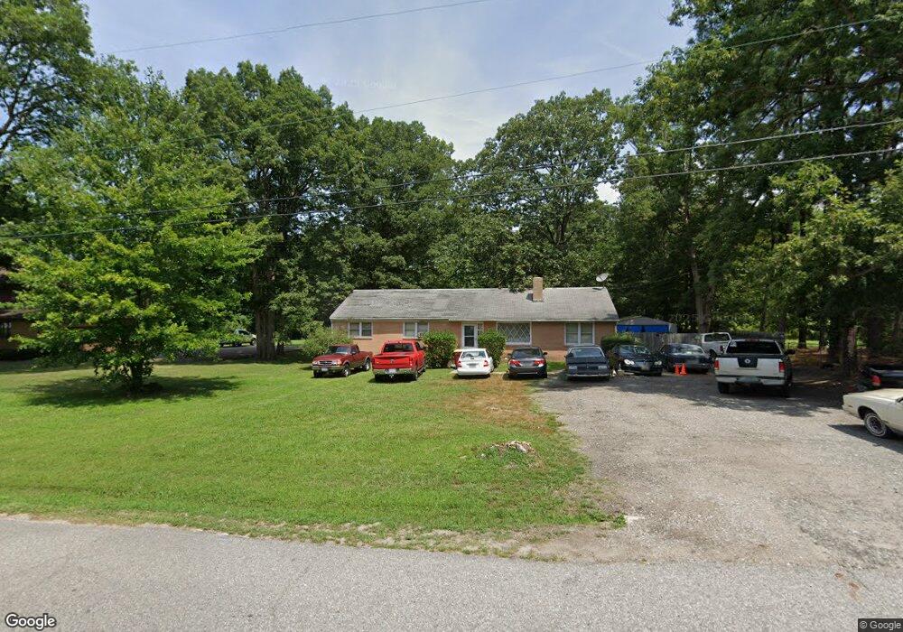 667 Old Wagner Rd, Petersburg, VA 23805 - photo 1