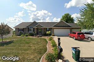 1302 Whispering Hills Dr, Saint Charles, MN 55972