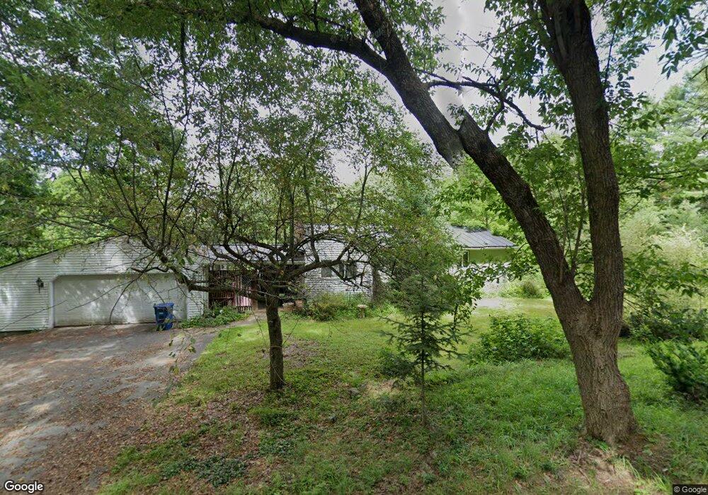 332 Kings Hwy, White River Junction, VT 05001 - photo 1