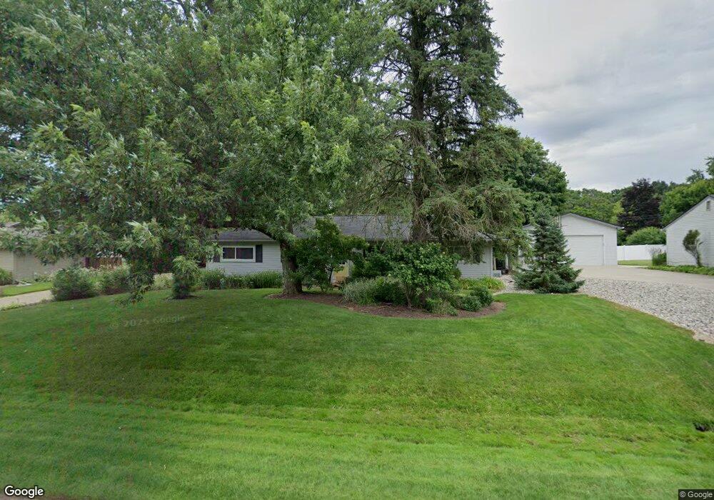 1905 Sarona Ln, West Bloomfield, MI 48324 - photo 1