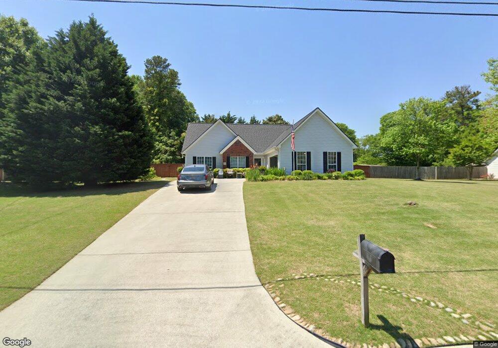 167 Williamsburg Way, Winder, GA 30680 - photo 1