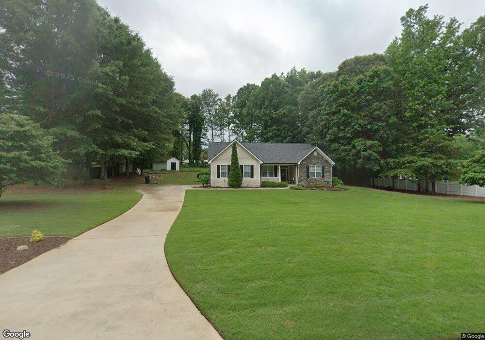 147 N Strathmore Dr unit 7, Sharpsburg, GA 30277 - photo 1