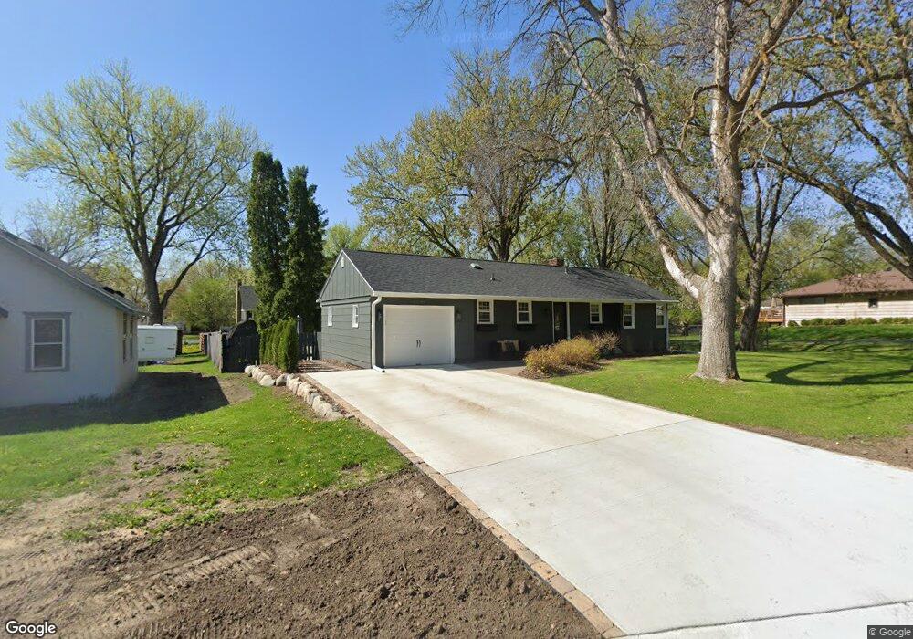 5239 Bryant St, Maple Plain, MN 55359 - photo 1