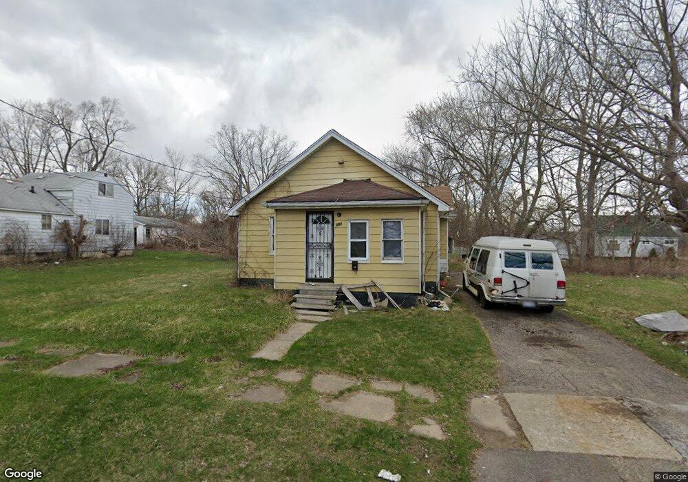 1061 E Lorado Ave, Flint, MI 48505 - photo 1