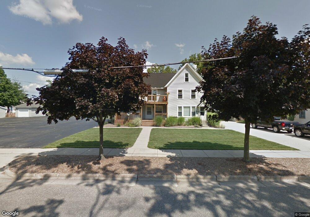 430 N Clinton St, Grand Ledge, MI 48837 - photo 1