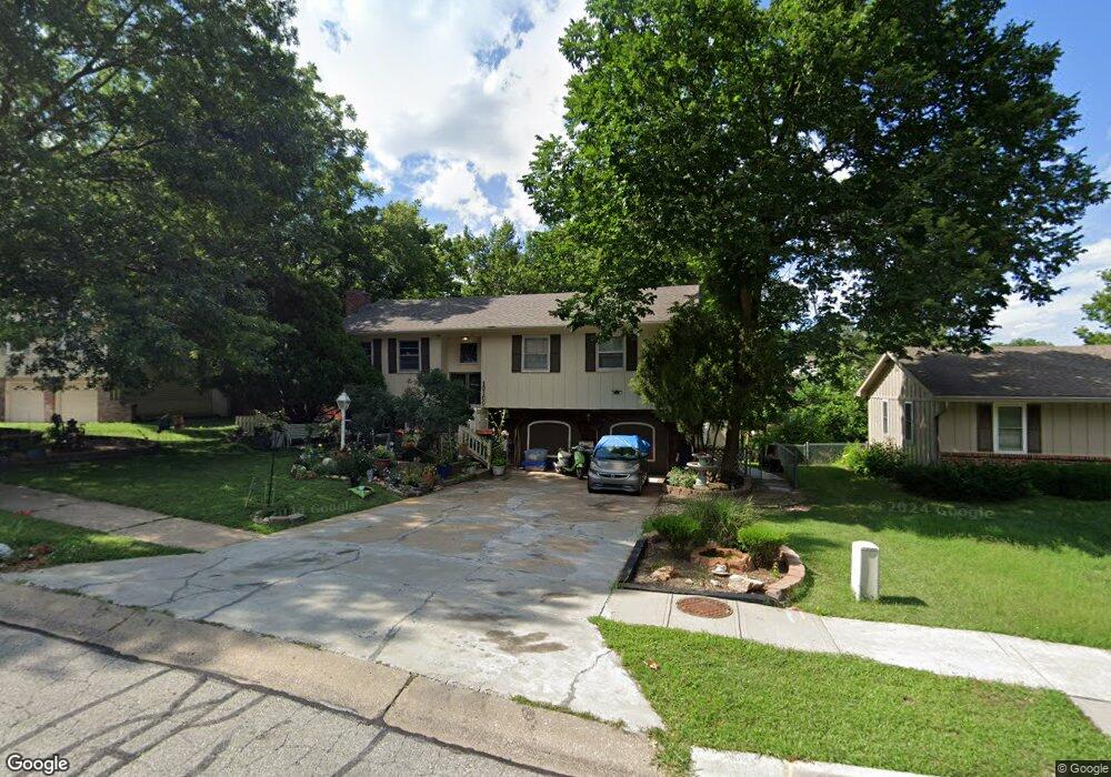 10100 W 52nd Terrace, Shawnee, KS 66203 - photo 1