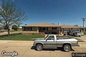304 E South 4th St, Oakley, KS 67748