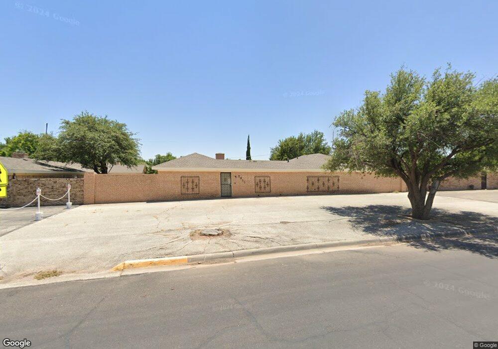 2811 Moss Ave, Midland, TX 79705 - photo 1