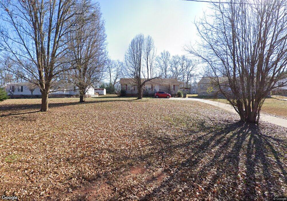 54 Bomar St, Inman, SC 29349 - photo 1