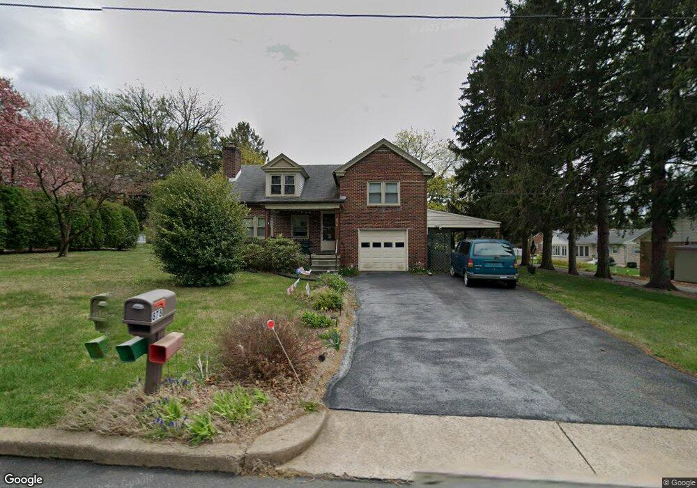 878 Beach St, Reading, PA 19605 - photo 1