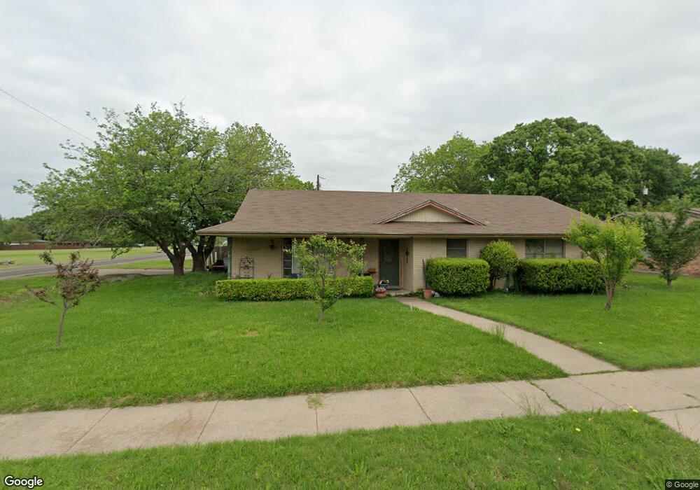 1512 Munn Dr, Ennis, TX 75119 - photo 1