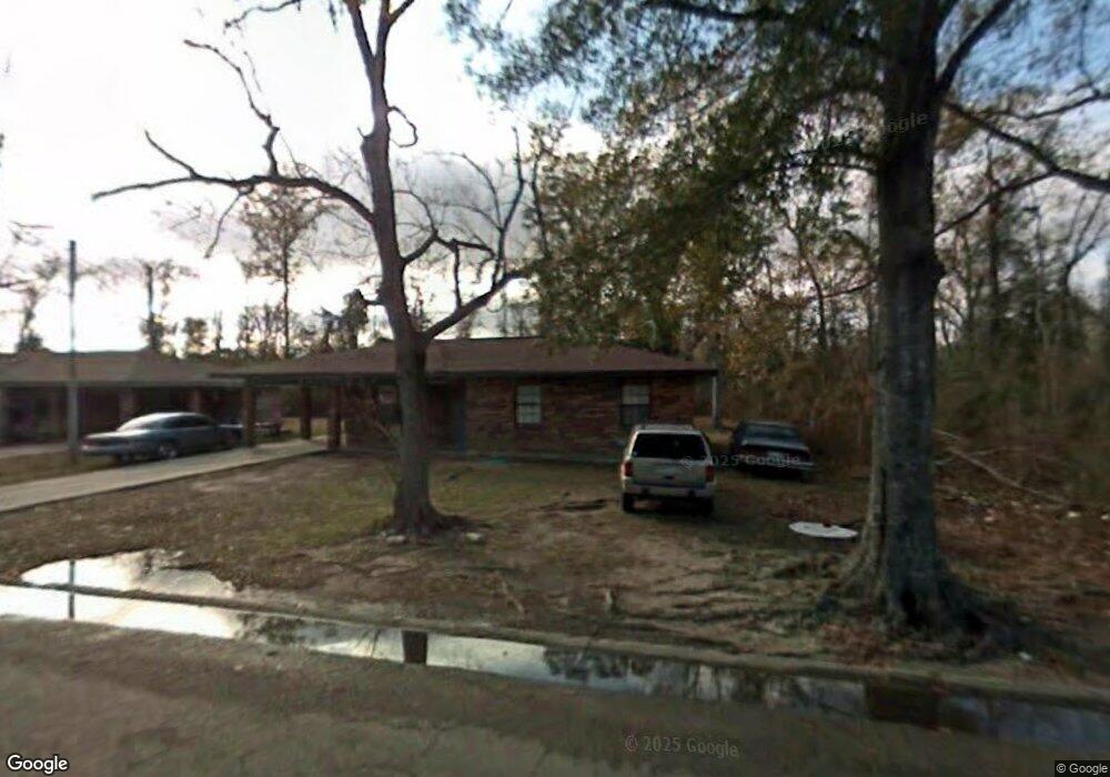 1208 Pinewood Dr, Picayune, MS 39466 - photo 1