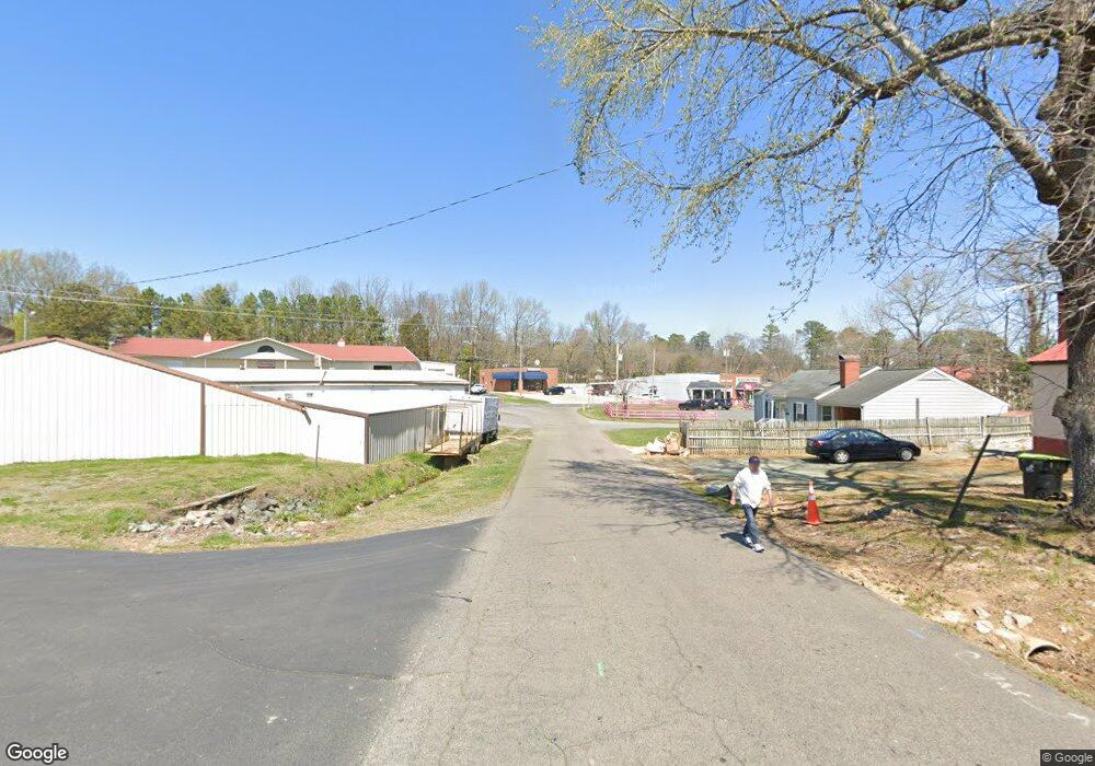 208 N 6th Ave, Siler City, NC 27344 - photo 1