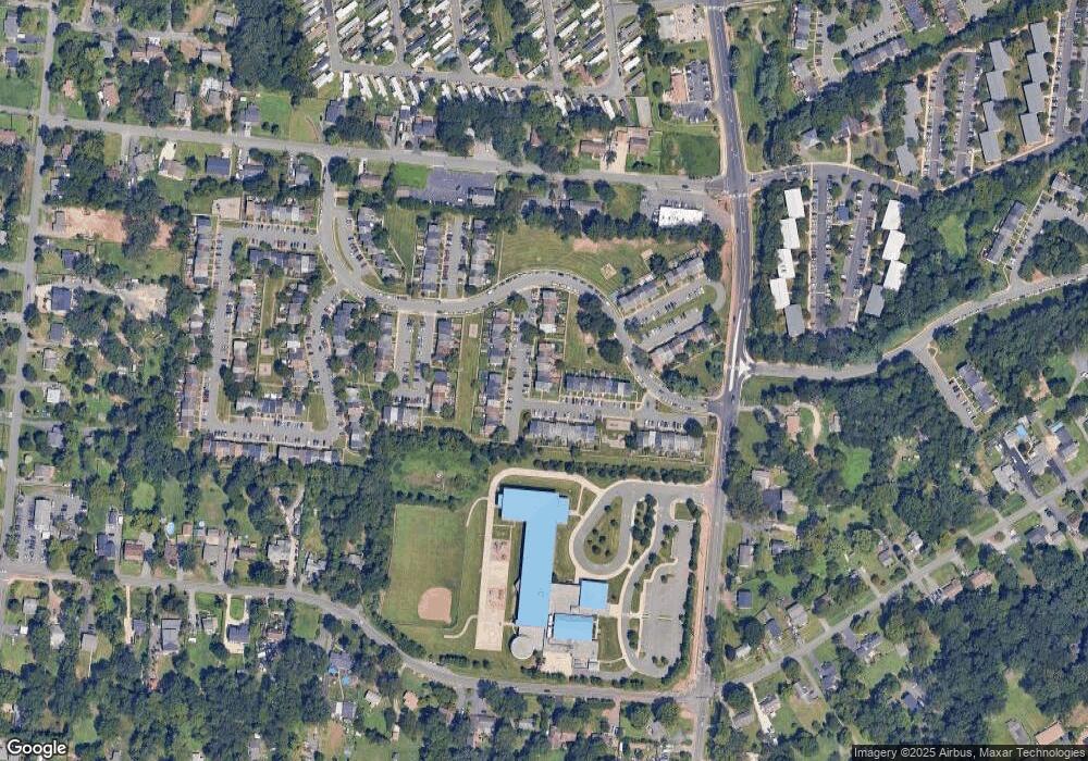 7623 Shelley Ln, Manassas, VA 20111 - photo 1