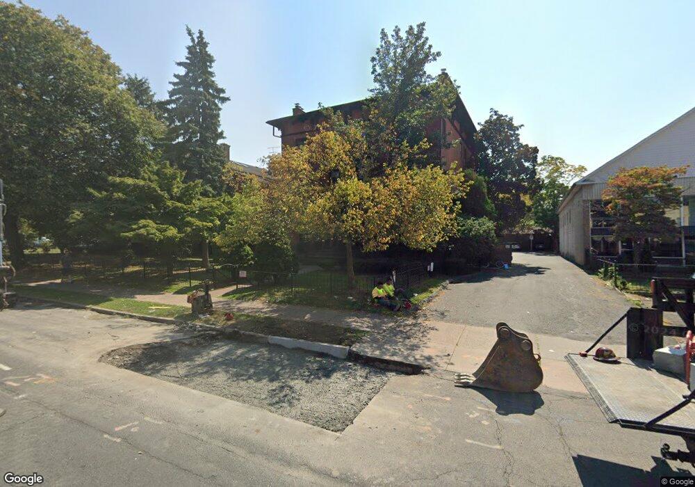 237 Farmington Ave unit C, Hartford, CT 06105 - photo 1