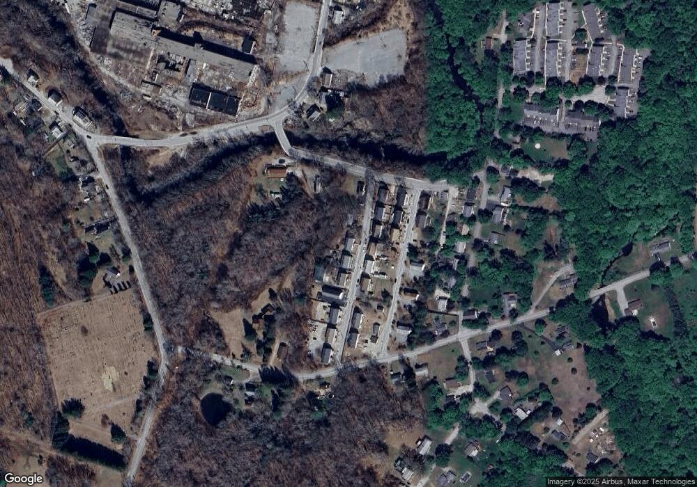 16 Aldrich Ave unit 18, Moosup, CT 06354 - photo 1