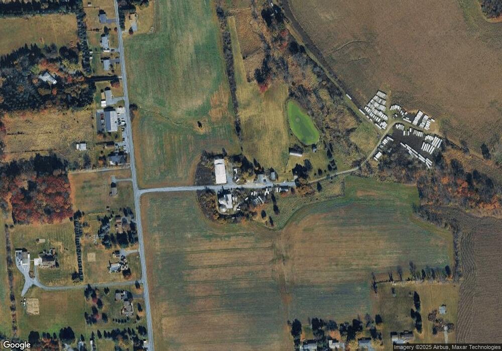 340 S Hokendauqua Dr, Northampton, PA 18067 - photo 1