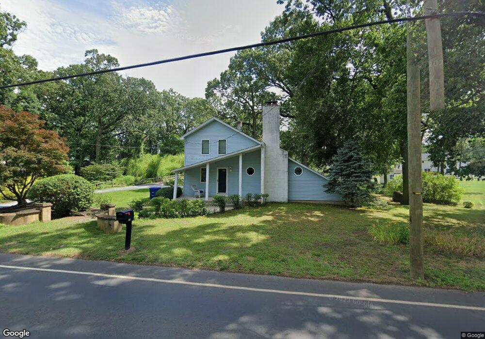 625 Delanco Rd, Beverly, NJ 08010 - photo 1