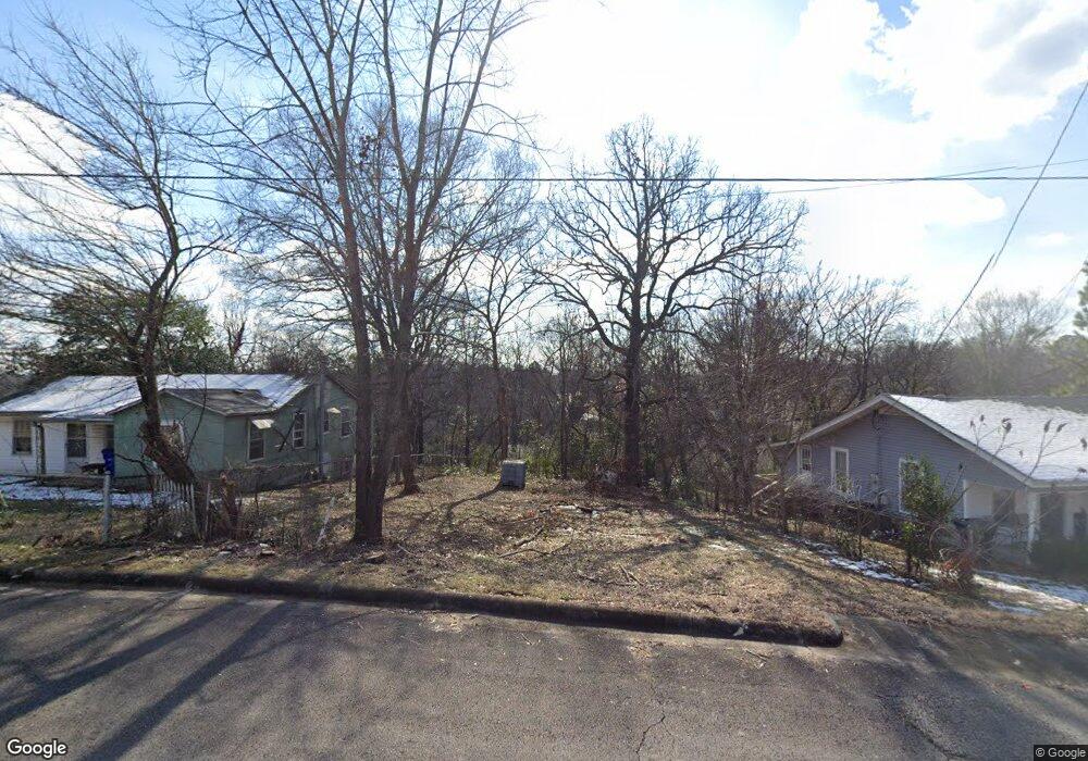 437 Georgia Ave, Florence, AL 35630 - photo 1