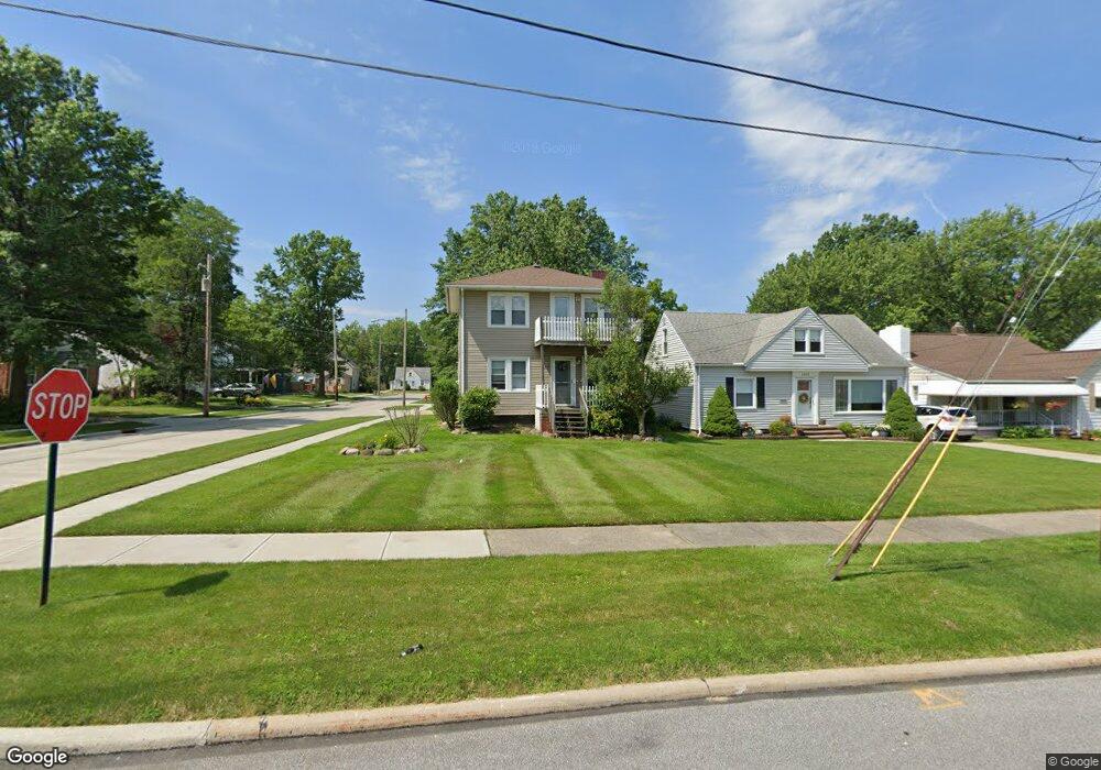 1836 E 291st St, Wickliffe, OH 44092 - photo 1