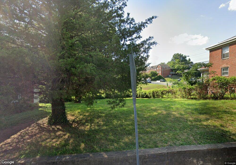 503 7 1/2 St SW, Charlottesville, VA 22903 - photo 1