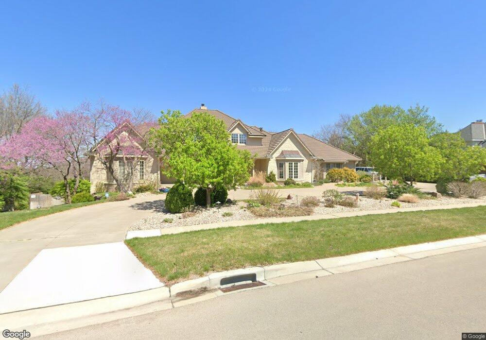 3728 SW Clarion Park Dr, Topeka, KS 66610 - photo 1