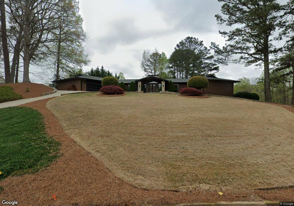 12175 Mountain Laurel Dr, Roswell, GA 30075 - photo 1