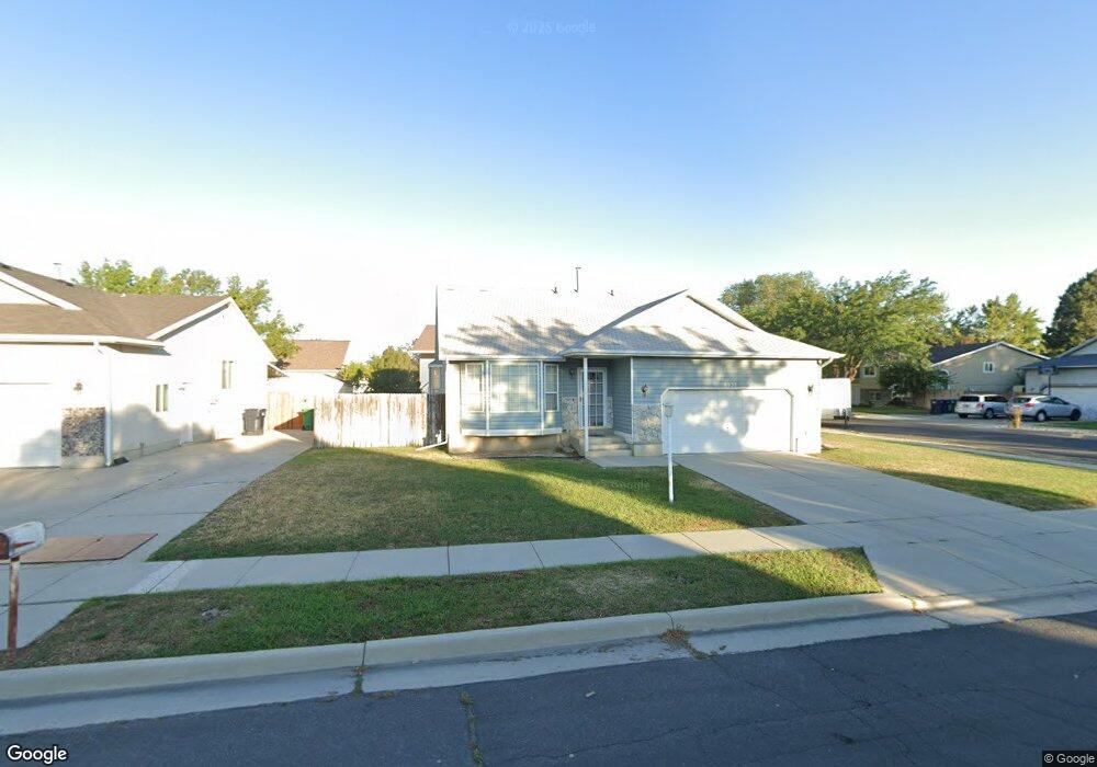 8030 S Raptor Cove, Sandy, UT 84094 - photo 1