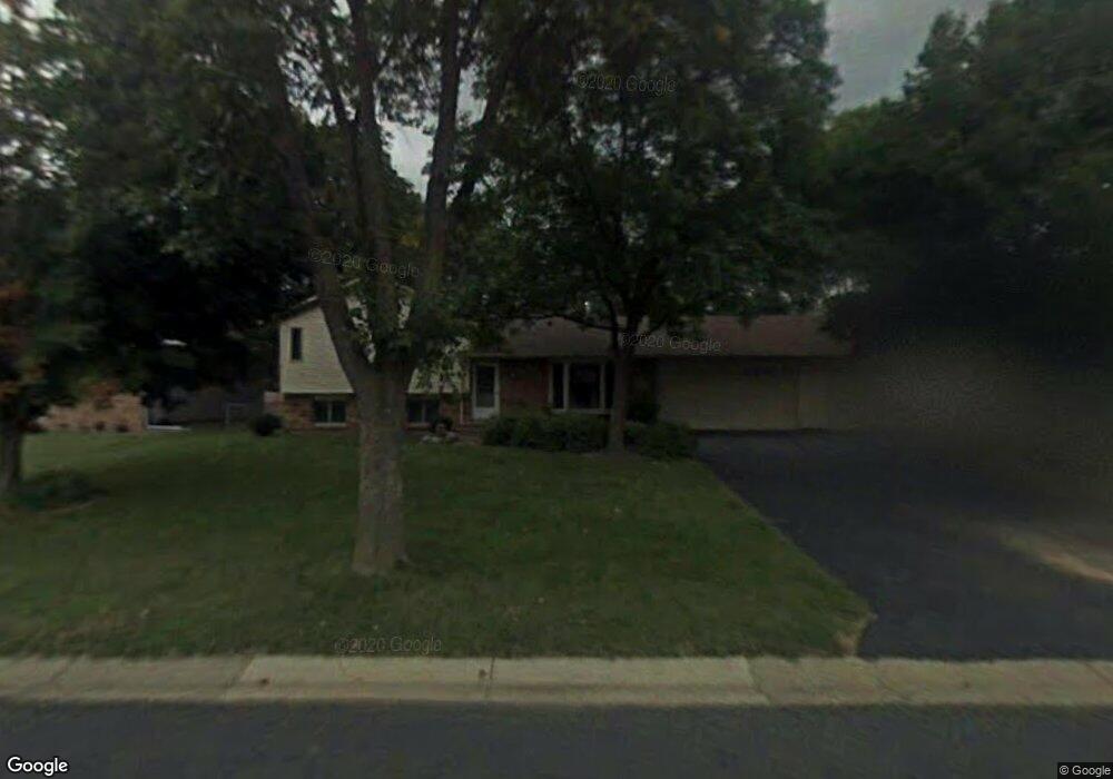 10584 104th Place N, Maple Grove, MN 55369 - photo 1