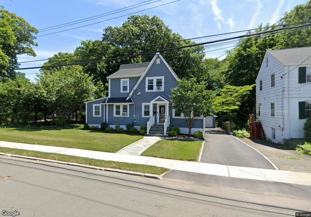 33 Crystal St, Harrison, NY 10528 - photo 1