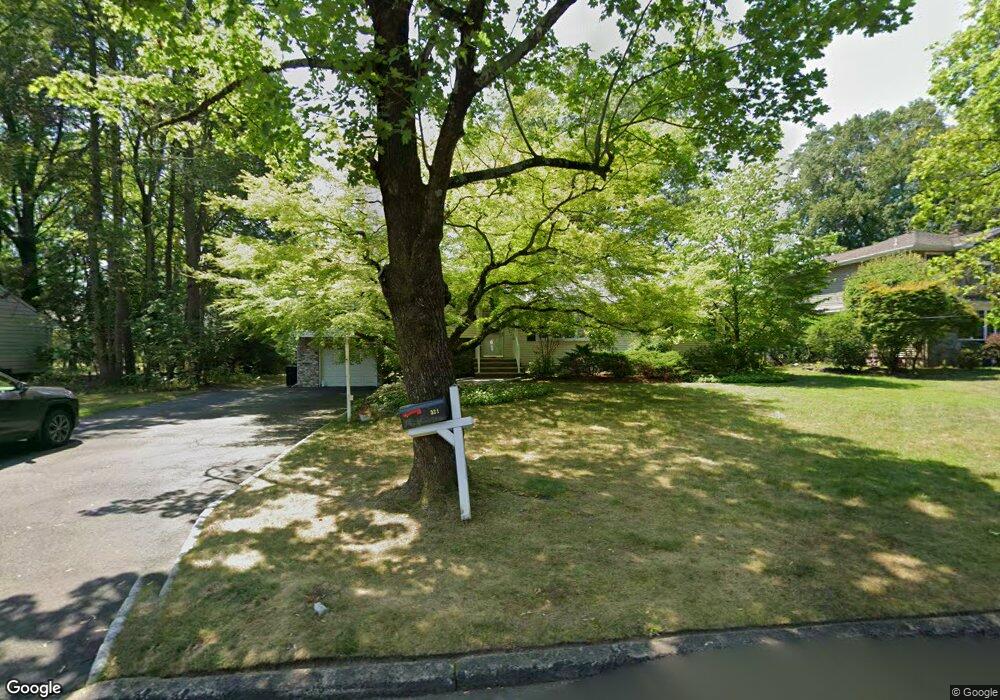 321 Ell Rd, Hillsdale, NJ 07642 - photo 1