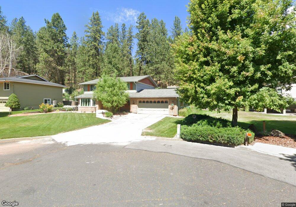 1215 E Woodglen Ct, Spokane, WA 99208 - photo 1