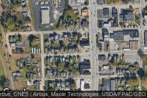 318 8th St, Moundsville, WV 26041