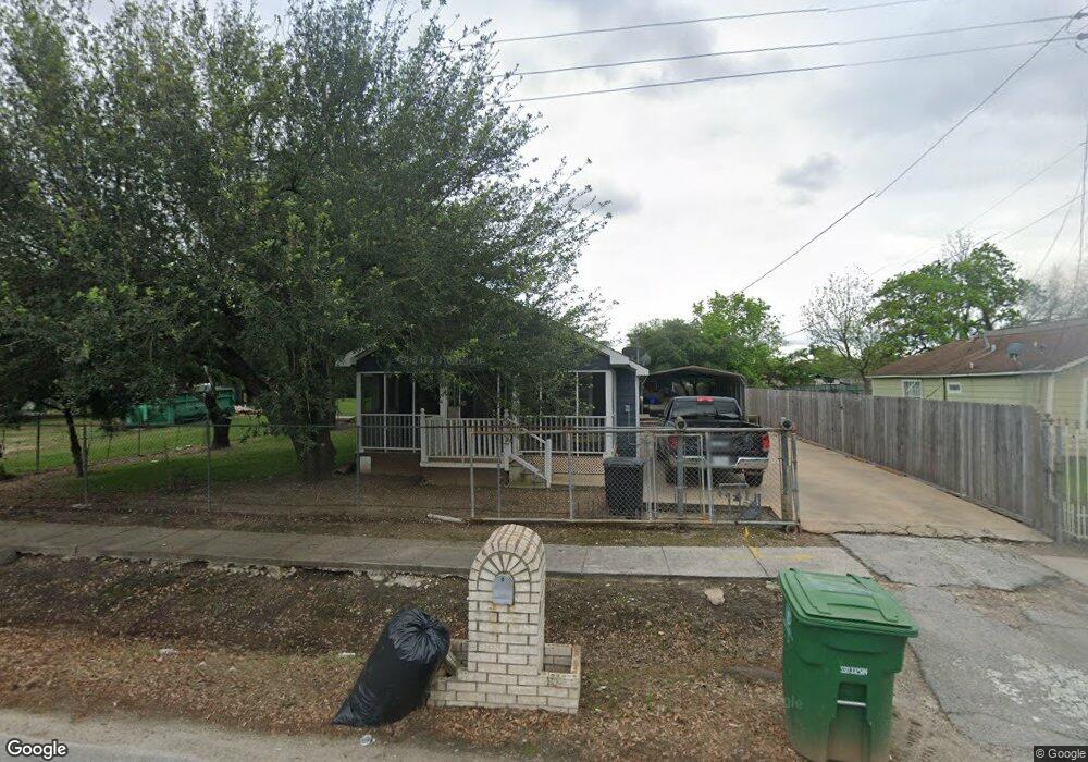 1828 Heaney Dr, Houston, TX 77093 - photo 1