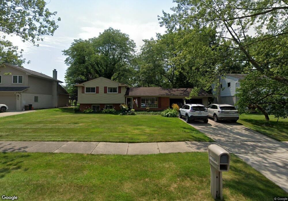 8487 Concord Rd, Grosse Ile, MI 48138 - photo 1