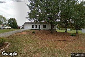17 Winter Wood Dr, Taylorsville, GA 30178